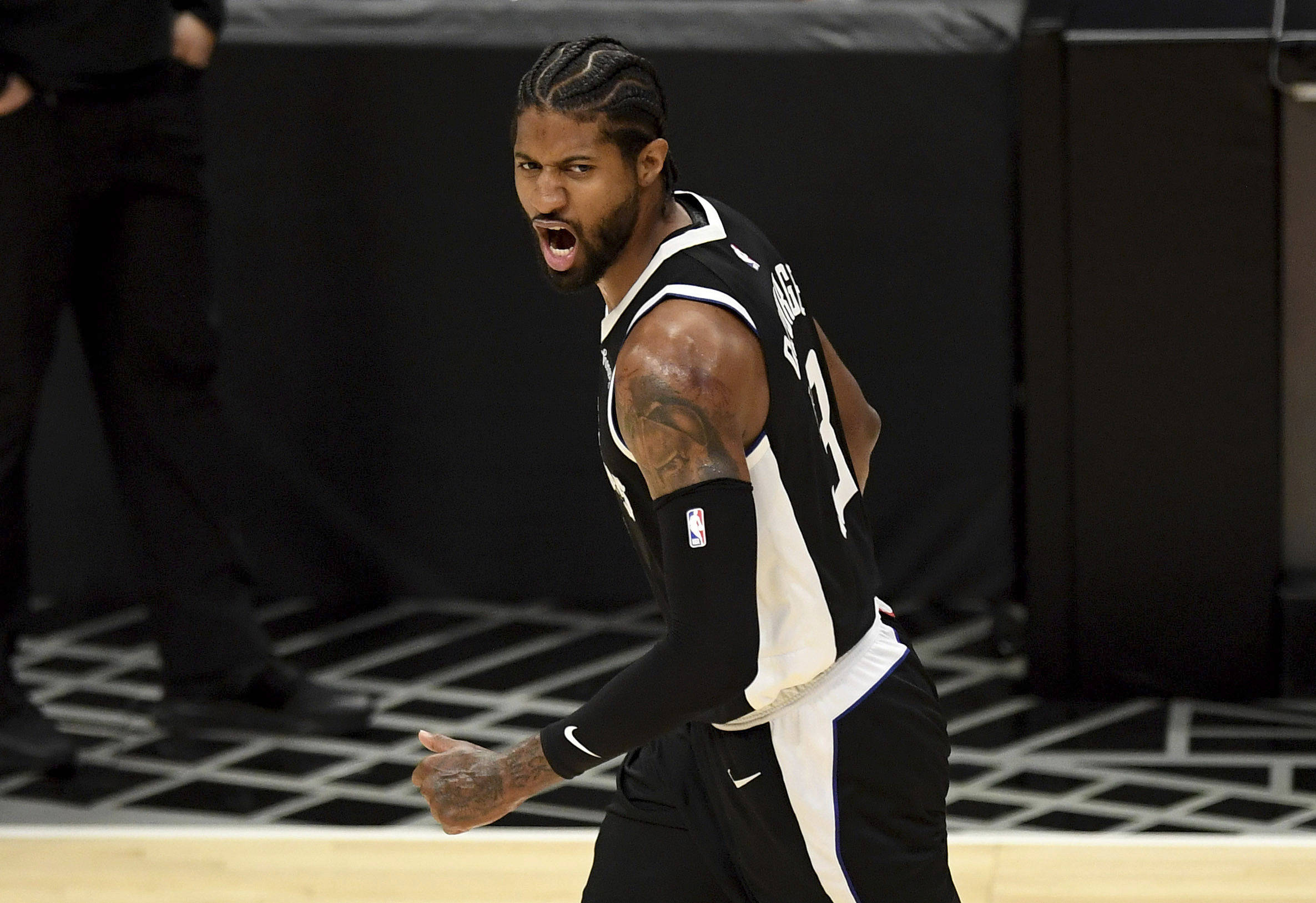 对年轻的火 对年轻的火